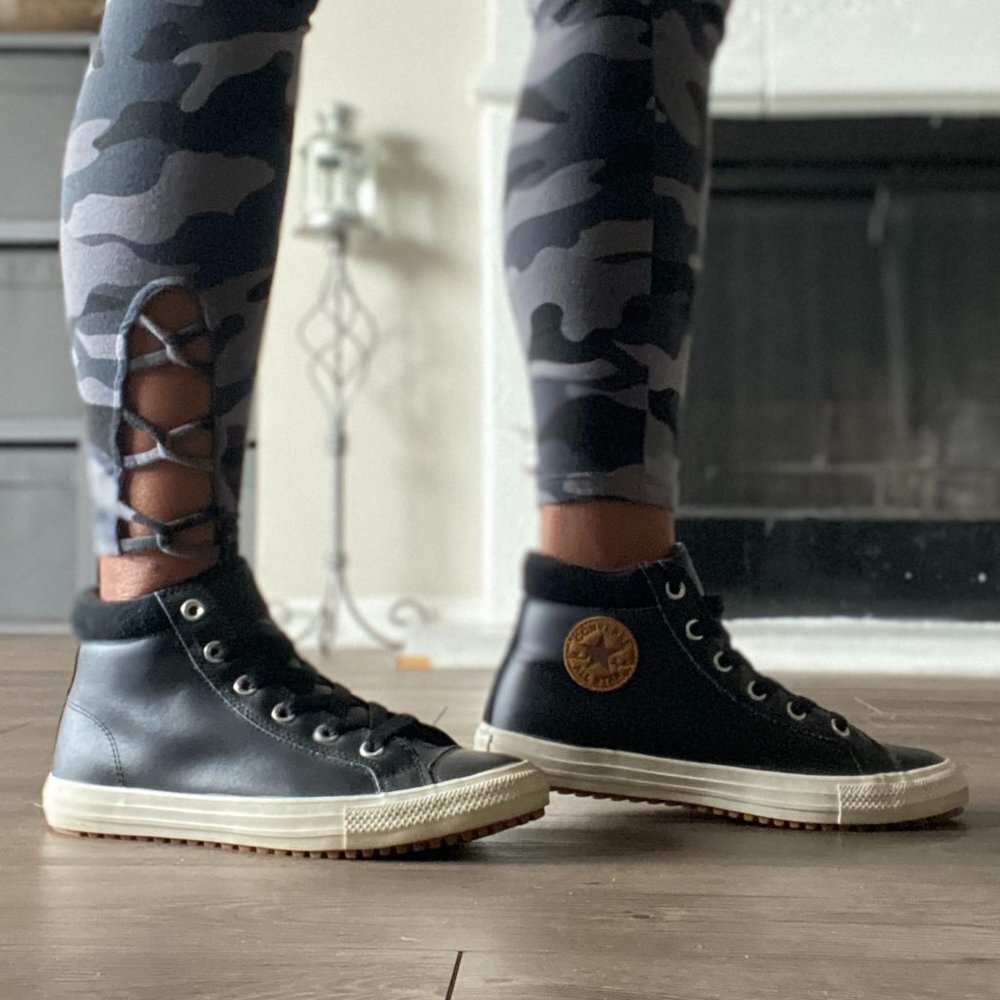 CONVERSE CHUCK TAYLOR ALL STAR BOOT SNEAKER - BLACK